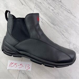 •Spyder Cougar men’s 10.5 black leather Chelsea boots